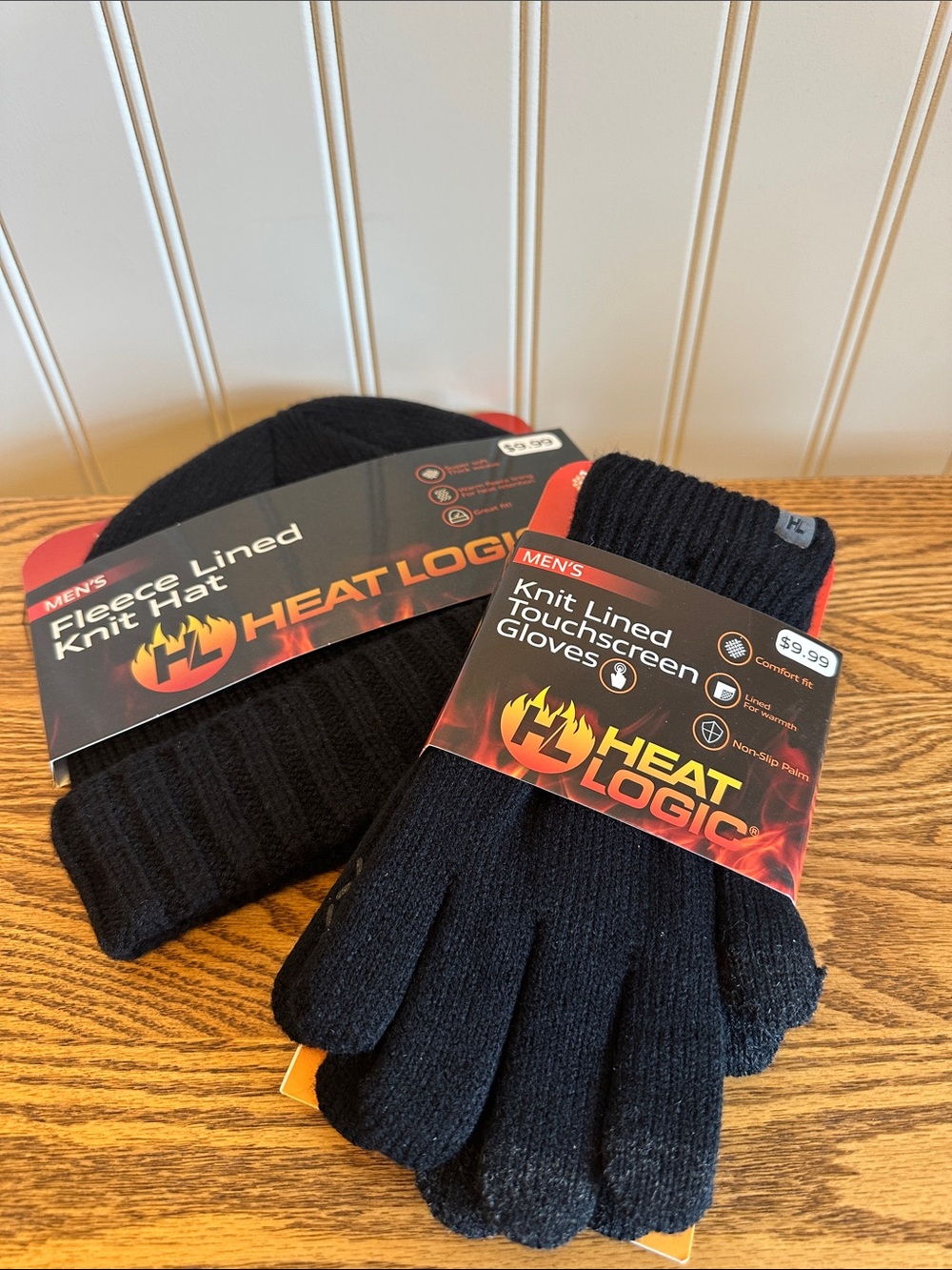 Men’s Black Fleece-Lined Knit Hat and Touchscreen Gloves Set